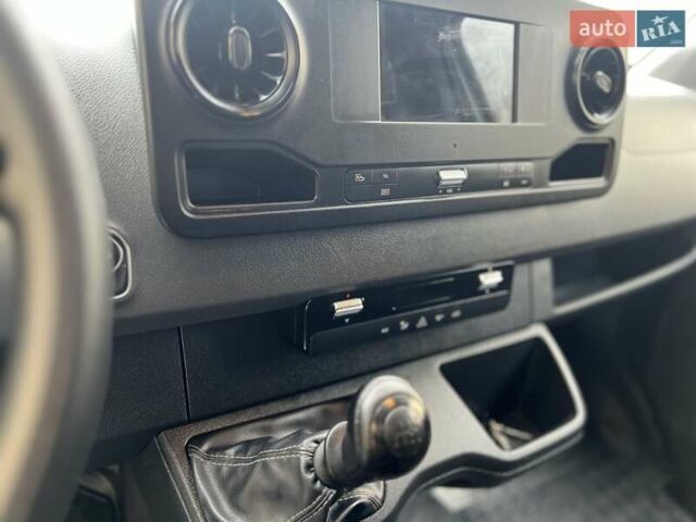 Білий Мерседес Sprinter, об'ємом двигуна 2.14 л та пробігом 170 тис. км за 21399 $, фото 12 на Automoto.ua