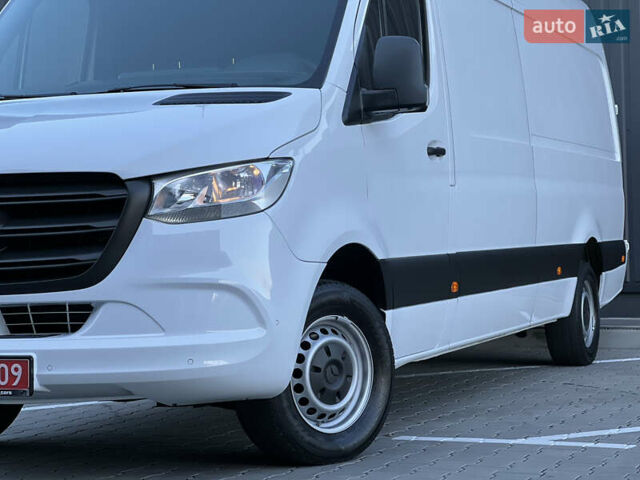 Белый Мерседес Sprinter, объемом двигателя 2.2 л и пробегом 203 тыс. км за 23800 $, фото 35 на Automoto.ua