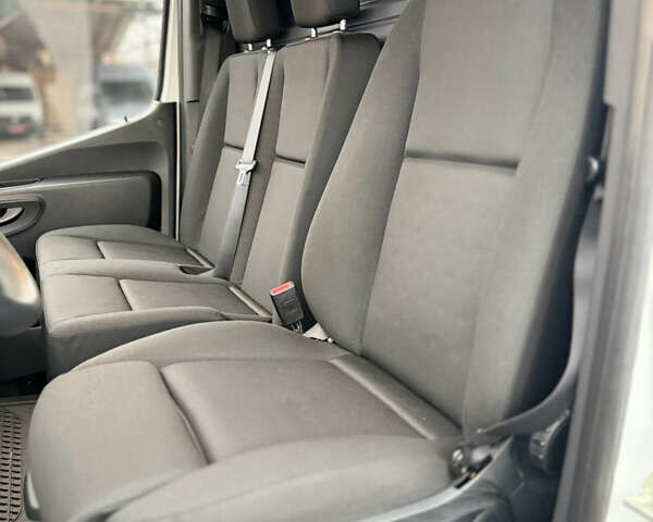 Білий Мерседес Sprinter, об'ємом двигуна 2 л та пробігом 226 тис. км за 23900 $, фото 25 на Automoto.ua