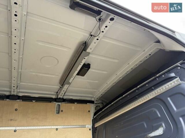 Белый Мерседес Sprinter, объемом двигателя 1.95 л и пробегом 92 тыс. км за 39999 $, фото 52 на Automoto.ua