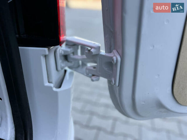 Мерседес Sprinter 2021 у Дубно на Automoto.ua Білий Мерседес Sprinter, об'ємом двигуна 2.2 л та пробігом 203 тис. км за 23800 $, фото 98 на Automoto.ua