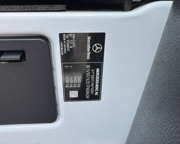 Білий Мерседес Sprinter, об'ємом двигуна 2.14 л та пробігом 247 тис. км за 32500 $, фото 7 на Automoto.ua