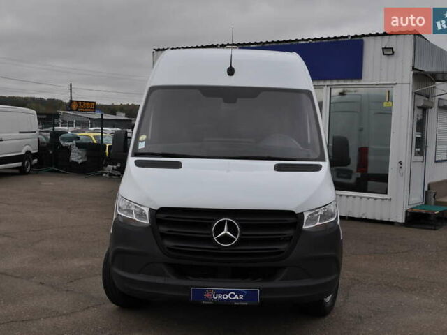 Мерседес Sprinter 2021 в Киеве на Automoto.ua Белый Мерседес Sprinter, объемом двигателя 2.2 л и пробегом 259 тыс. км за 28500 $, фото 3 на Automoto.ua