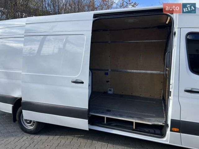 Білий Мерседес Sprinter, об'ємом двигуна 1.95 л та пробігом 162 тис. км за 30900 $, фото 25 на Automoto.ua