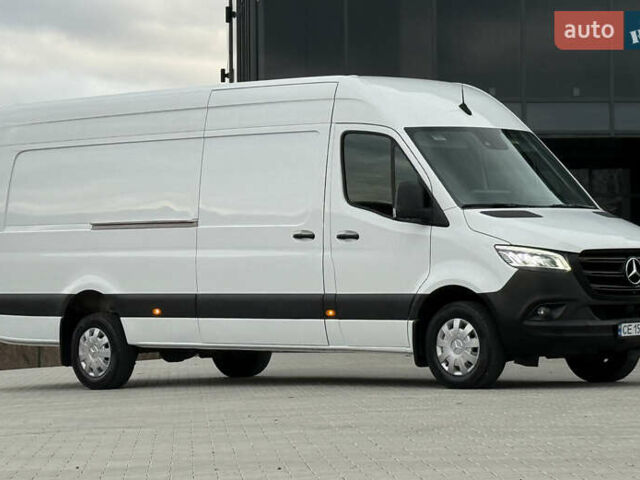 Белый Мерседес Sprinter, объемом двигателя 3 л и пробегом 207 тыс. км за 44500 $, фото 1 на Automoto.ua