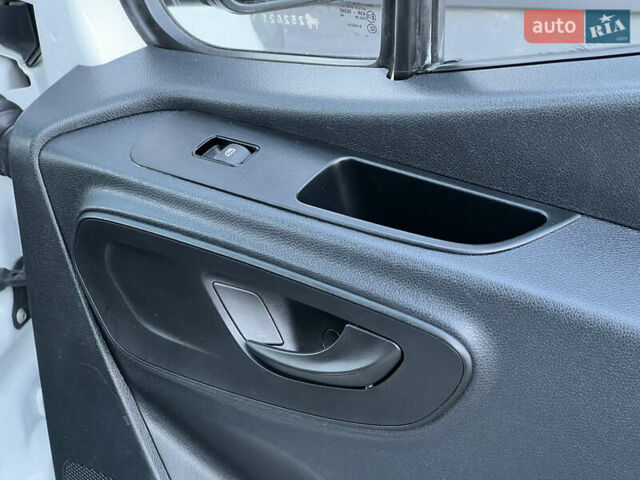 Мерседес Sprinter 2021 у Дубно на Automoto.ua Білий Мерседес Sprinter, об'ємом двигуна 2.2 л та пробігом 203 тис. км за 23800 $, фото 139 на Automoto.ua