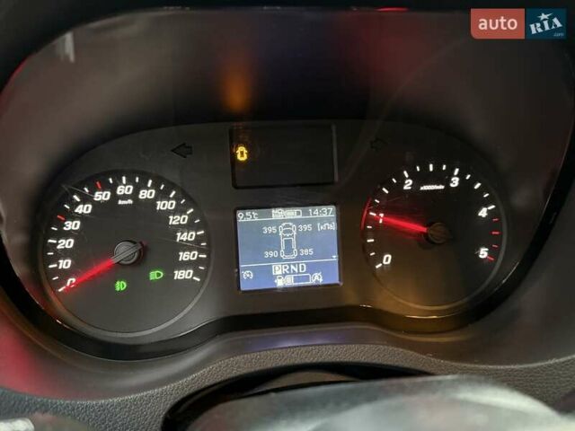 Белый Мерседес Sprinter, объемом двигателя 2 л и пробегом 210 тыс. км за 29850 $, фото 26 на Automoto.ua