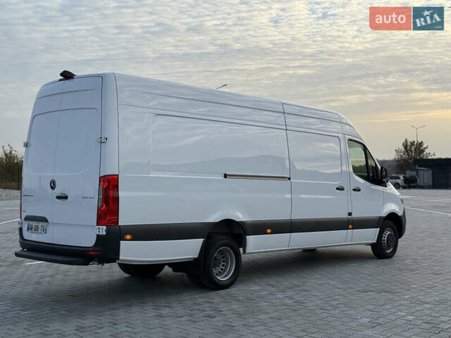 Белый Мерседес Sprinter, объемом двигателя 3 л и пробегом 6 тыс. км за 72000 $, фото 12 на Automoto.ua