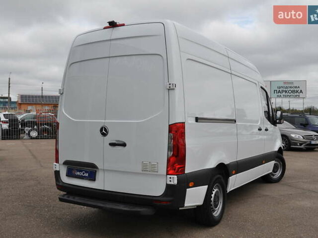 Мерседес Sprinter 2021 в Киеве на Automoto.ua Белый Мерседес Sprinter, объемом двигателя 2.2 л и пробегом 259 тыс. км за 28500 $, фото 7 на Automoto.ua