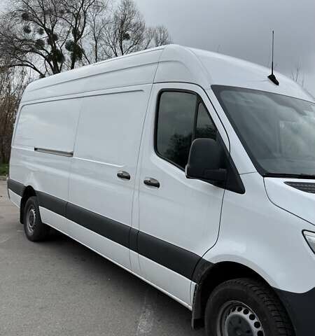 Белый Мерседес Sprinter, объемом двигателя 3 л и пробегом 207 тыс. км за 37000 $, фото 11 на Automoto.ua
