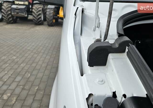 Білий Мерседес Sprinter, об'ємом двигуна 1.95 л та пробігом 209 тис. км за 27550 $, фото 15 на Automoto.ua