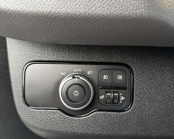 Білий Мерседес Sprinter, об'ємом двигуна 2 л та пробігом 226 тис. км за 23900 $, фото 26 на Automoto.ua