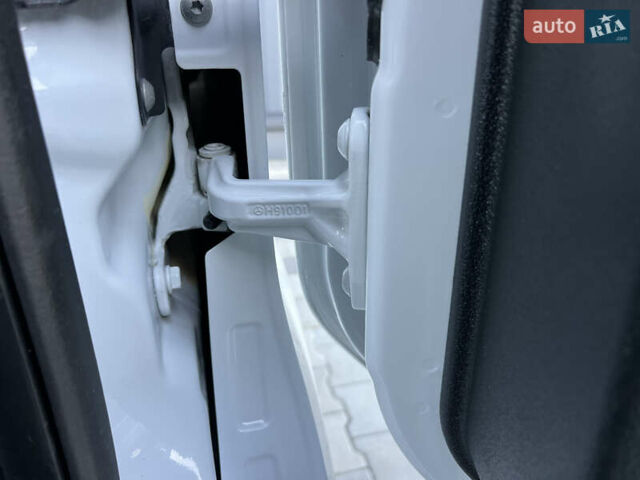 Мерседес Sprinter 2021 у Дубно на Automoto.ua Білий Мерседес Sprinter, об'ємом двигуна 2.2 л та пробігом 203 тис. км за 23800 $, фото 170 на Automoto.ua
