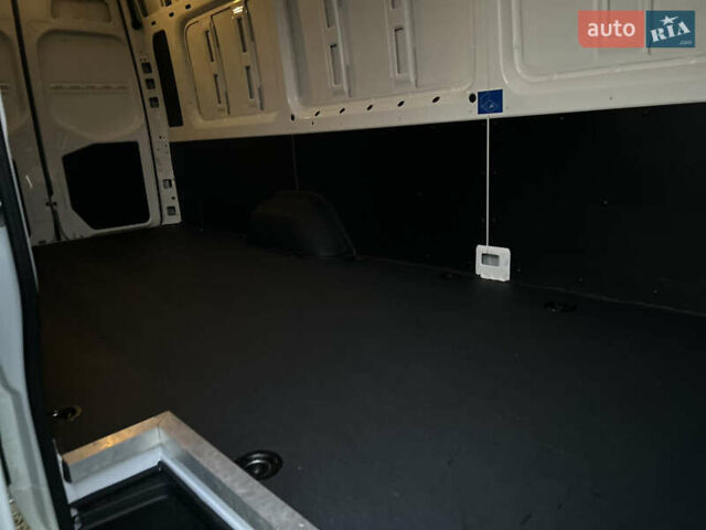 Белый Мерседес Sprinter, объемом двигателя 2 л и пробегом 145 тыс. км за 28999 $, фото 44 на Automoto.ua