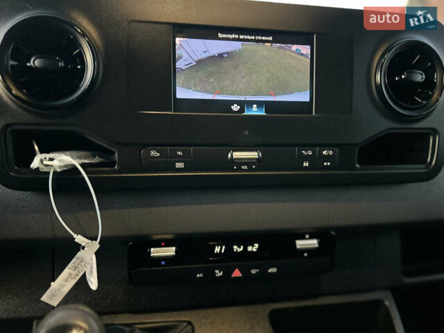 Белый Мерседес Sprinter, объемом двигателя 2 л и пробегом 145 тыс. км за 28999 $, фото 57 на Automoto.ua