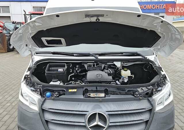 Білий Мерседес Sprinter, об'ємом двигуна 1.95 л та пробігом 209 тис. км за 27550 $, фото 11 на Automoto.ua