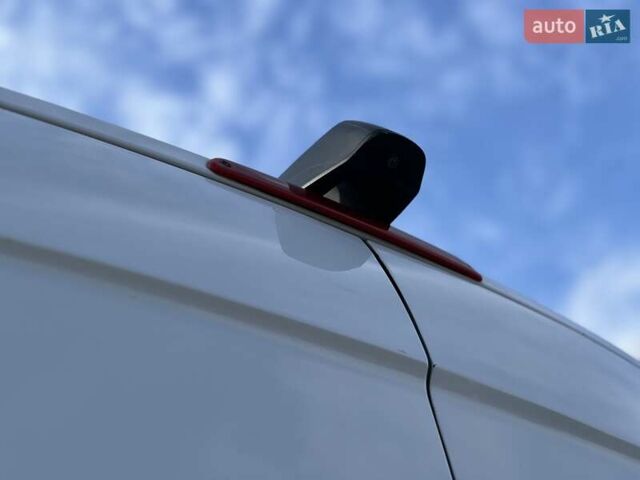 Білий Мерседес Sprinter, об'ємом двигуна 1.95 л та пробігом 162 тис. км за 30900 $, фото 5 на Automoto.ua