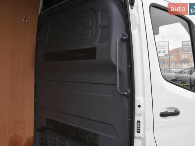 Мерседес Sprinter 2021 в Киеве на Automoto.ua Белый Мерседес Sprinter, объемом двигателя 2.2 л и пробегом 259 тыс. км за 28500 $, фото 32 на Automoto.ua