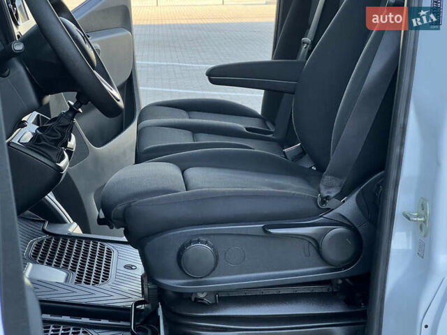 Мерседес Sprinter 2021 у Дубно на Automoto.ua Білий Мерседес Sprinter, об'ємом двигуна 2.2 л та пробігом 203 тис. км за 23800 $, фото 120 на Automoto.ua