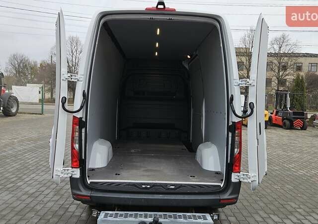 Білий Мерседес Sprinter, об'ємом двигуна 1.95 л та пробігом 209 тис. км за 27550 $, фото 40 на Automoto.ua