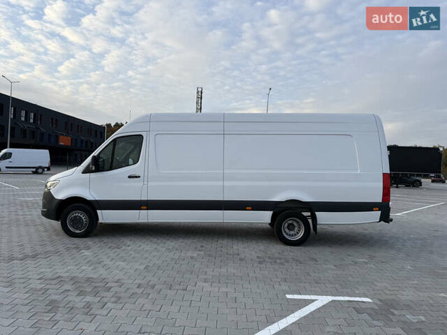 Белый Мерседес Sprinter, объемом двигателя 3 л и пробегом 6 тыс. км за 72000 $, фото 8 на Automoto.ua