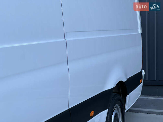 Мерседес Sprinter 2021 у Дубно на Automoto.ua Білий Мерседес Sprinter, об'ємом двигуна 2.2 л та пробігом 203 тис. км за 23800 $, фото 44 на Automoto.ua