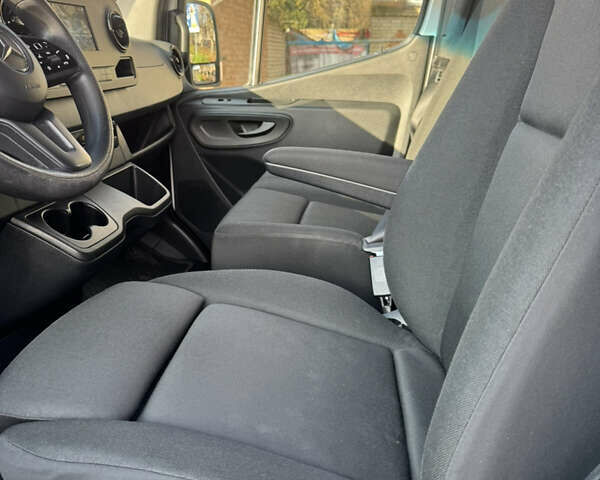Білий Мерседес Sprinter, об'ємом двигуна 2.14 л та пробігом 247 тис. км за 32500 $, фото 9 на Automoto.ua