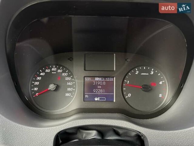 Белый Мерседес Sprinter, объемом двигателя 1.95 л и пробегом 92 тыс. км за 39999 $, фото 33 на Automoto.ua