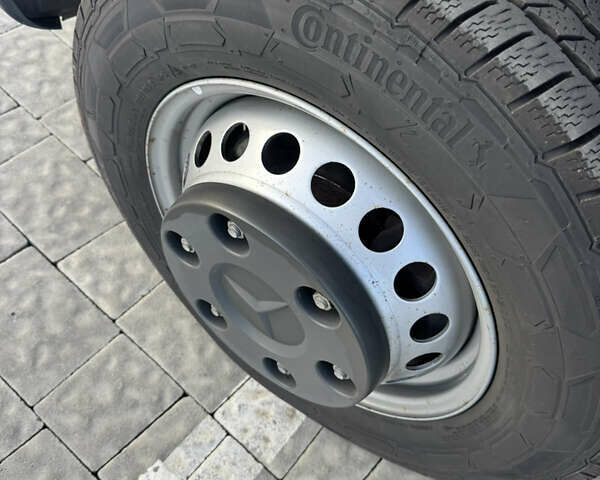 Белый Мерседес Sprinter, объемом двигателя 3 л и пробегом 158 тыс. км за 47500 $, фото 40 на Automoto.ua