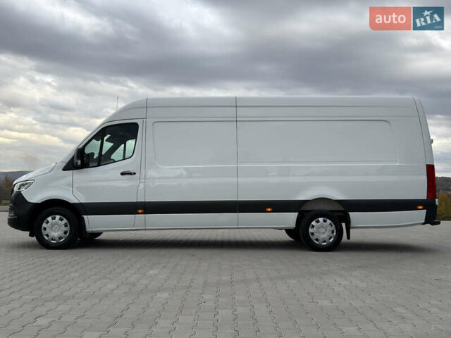 Белый Мерседес Sprinter, объемом двигателя 3 л и пробегом 207 тыс. км за 44500 $, фото 5 на Automoto.ua
