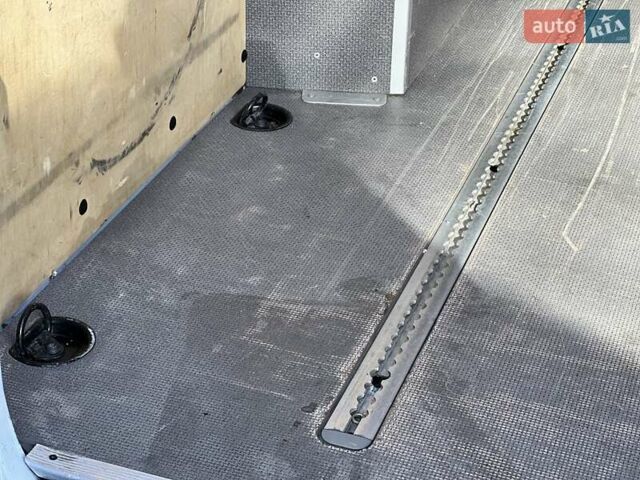 Білий Мерседес Sprinter, об'ємом двигуна 1.95 л та пробігом 162 тис. км за 30900 $, фото 73 на Automoto.ua