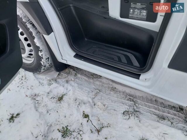 Белый Мерседес Sprinter, объемом двигателя 2.14 л и пробегом 265 тыс. км за 23800 $, фото 34 на Automoto.ua