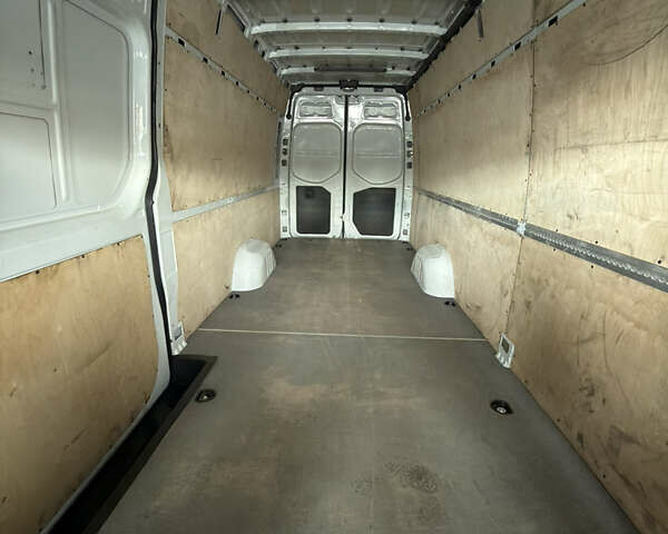 Белый Мерседес Sprinter, объемом двигателя 3 л и пробегом 207 тыс. км за 44500 $, фото 48 на Automoto.ua