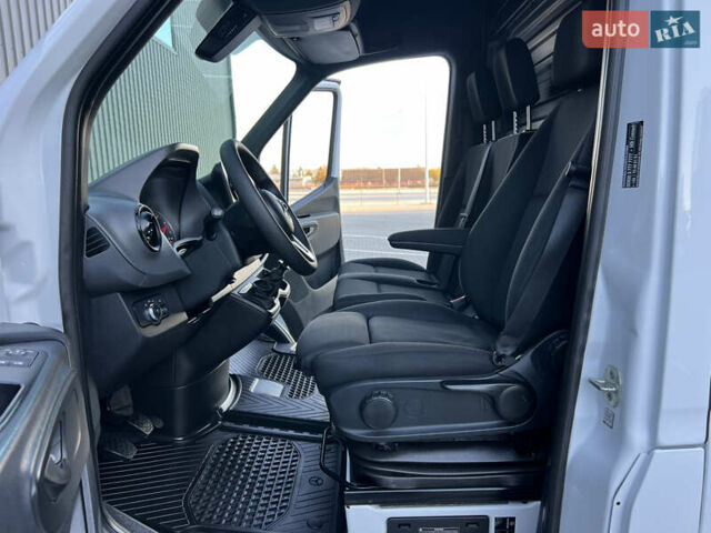 Мерседес Sprinter 2021 у Дубно на Automoto.ua Білий Мерседес Sprinter, об'ємом двигуна 2.2 л та пробігом 203 тис. км за 23800 $, фото 148 на Automoto.ua