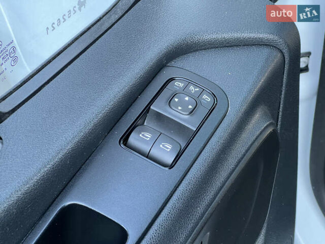 Мерседес Sprinter 2021 у Дубно на Automoto.ua Білий Мерседес Sprinter, об'ємом двигуна 2.2 л та пробігом 203 тис. км за 23800 $, фото 110 на Automoto.ua