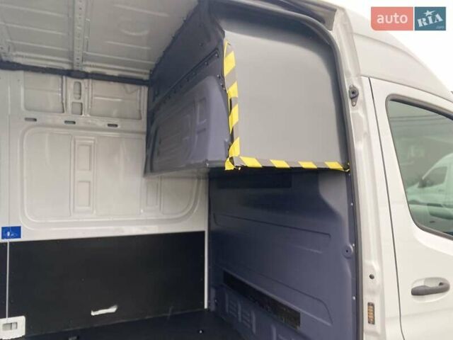 Белый Мерседес Sprinter, объемом двигателя 2.08 л и пробегом 140 тыс. км за 28990 $, фото 45 на Automoto.ua
