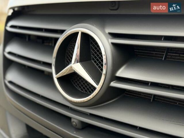 Белый Мерседес Sprinter, объемом двигателя 1.95 л и пробегом 92 тыс. км за 39999 $, фото 22 на Automoto.ua