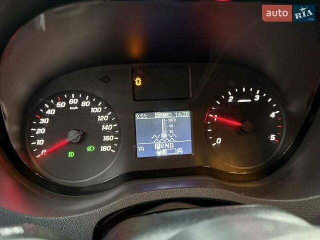 Белый Мерседес Sprinter, объемом двигателя 2 л и пробегом 210 тыс. км за 29850 $, фото 27 на Automoto.ua