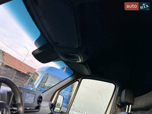 Белый Мерседес Sprinter, объемом двигателя 2 л и пробегом 145 тыс. км за 28999 $, фото 67 на Automoto.ua