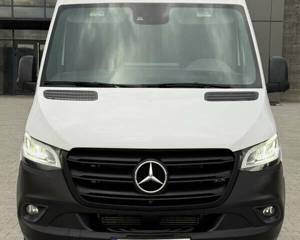 Белый Мерседес Sprinter, объемом двигателя 3 л и пробегом 207 тыс. км за 44500 $, фото 6 на Automoto.ua