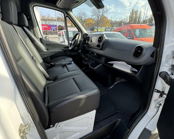 Белый Мерседес Sprinter, объемом двигателя 1.99 л и пробегом 172 тыс. км за 25900 $, фото 27 на Automoto.ua