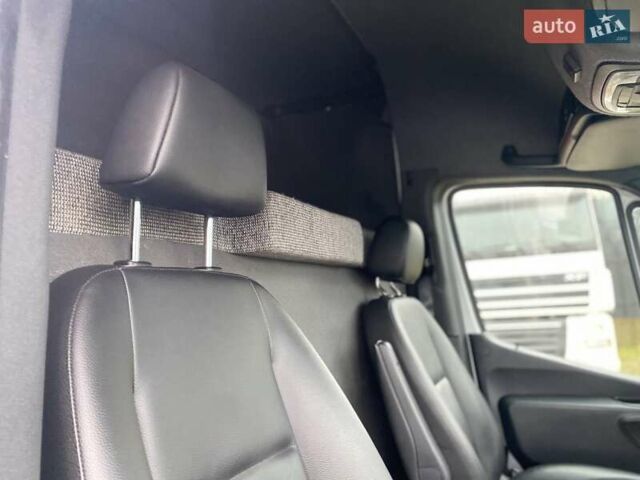 Белый Мерседес Sprinter, объемом двигателя 2.08 л и пробегом 140 тыс. км за 28990 $, фото 49 на Automoto.ua