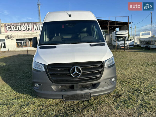 Белый Мерседес Sprinter, объемом двигателя 2 л и пробегом 145 тыс. км за 28999 $, фото 4 на Automoto.ua