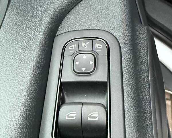 Белый Мерседес Sprinter, объемом двигателя 2 л и пробегом 210 тыс. км за 29850 $, фото 22 на Automoto.ua