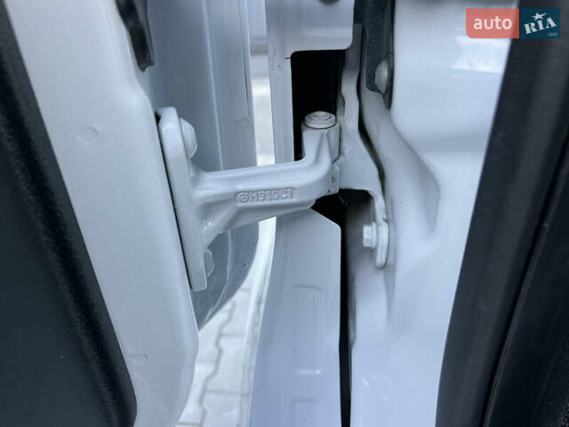 Мерседес Sprinter 2021 у Дубно на Automoto.ua Білий Мерседес Sprinter, об'ємом двигуна 2.2 л та пробігом 203 тис. км за 23800 $, фото 172 на Automoto.ua