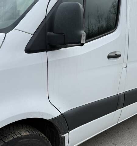 Белый Мерседес Sprinter, объемом двигателя 3 л и пробегом 207 тыс. км за 37000 $, фото 8 на Automoto.ua