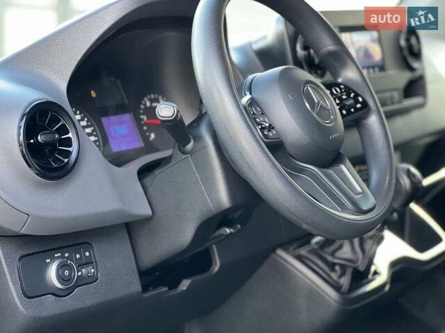Білий Мерседес Sprinter, об'ємом двигуна 1.95 л та пробігом 162 тис. км за 30900 $, фото 63 на Automoto.ua