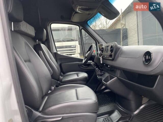 Белый Мерседес Sprinter, объемом двигателя 2.08 л и пробегом 140 тыс. км за 28990 $, фото 51 на Automoto.ua