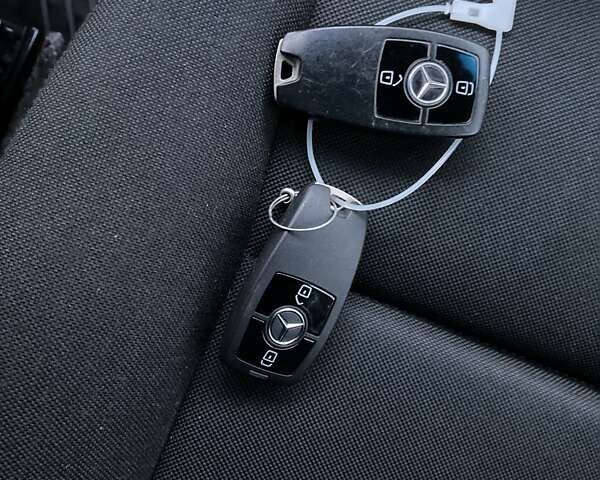 Білий Мерседес Sprinter, об'ємом двигуна 2.2 л та пробігом 184 тис. км за 22600 $, фото 54 на Automoto.ua