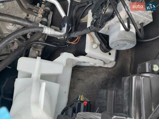 Белый Мерседес Sprinter, объемом двигателя 2.14 л и пробегом 265 тыс. км за 23800 $, фото 21 на Automoto.ua